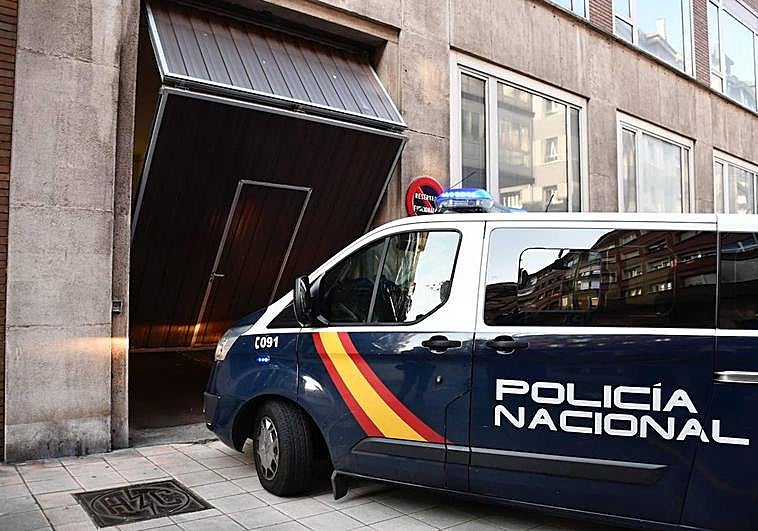 El juez da la custodia de la menor de Avilés a su padre y decreta prisión para su abuelo