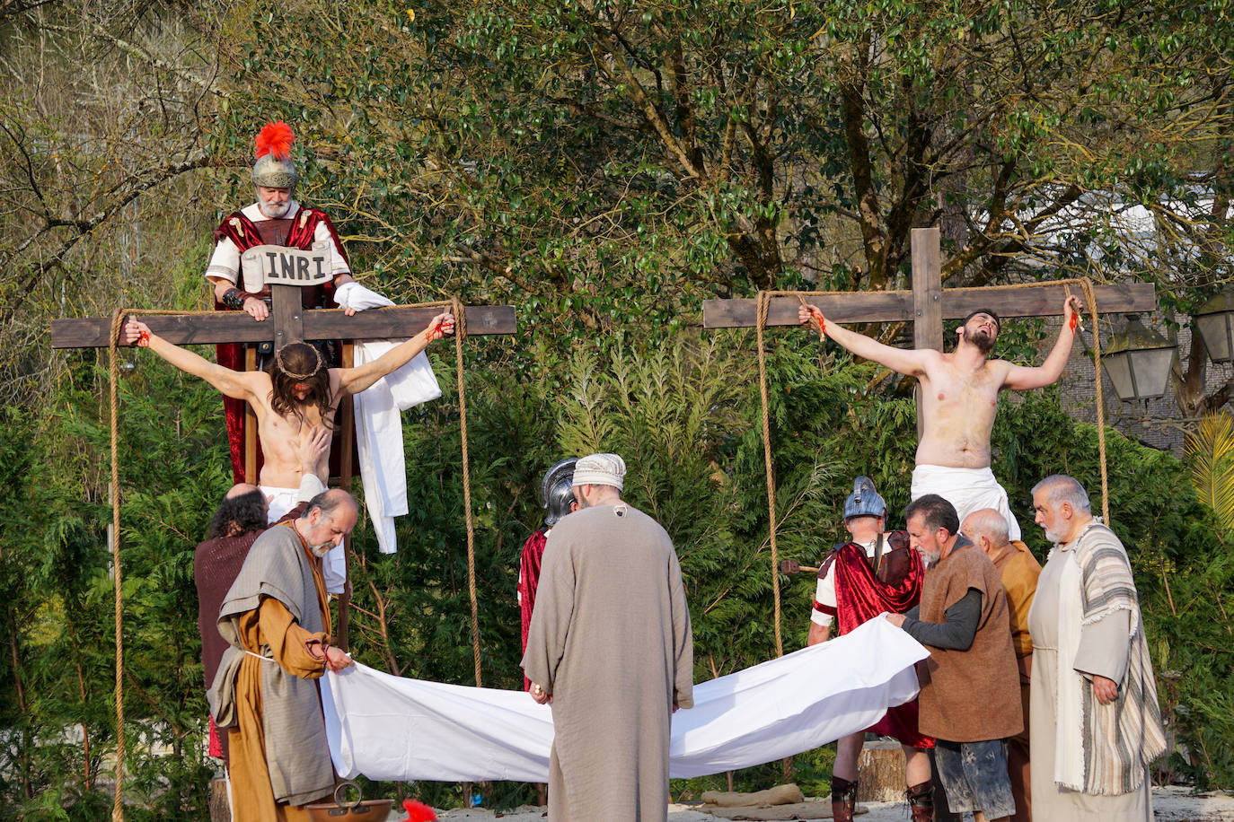 Infiesto revive el Vía Crucis