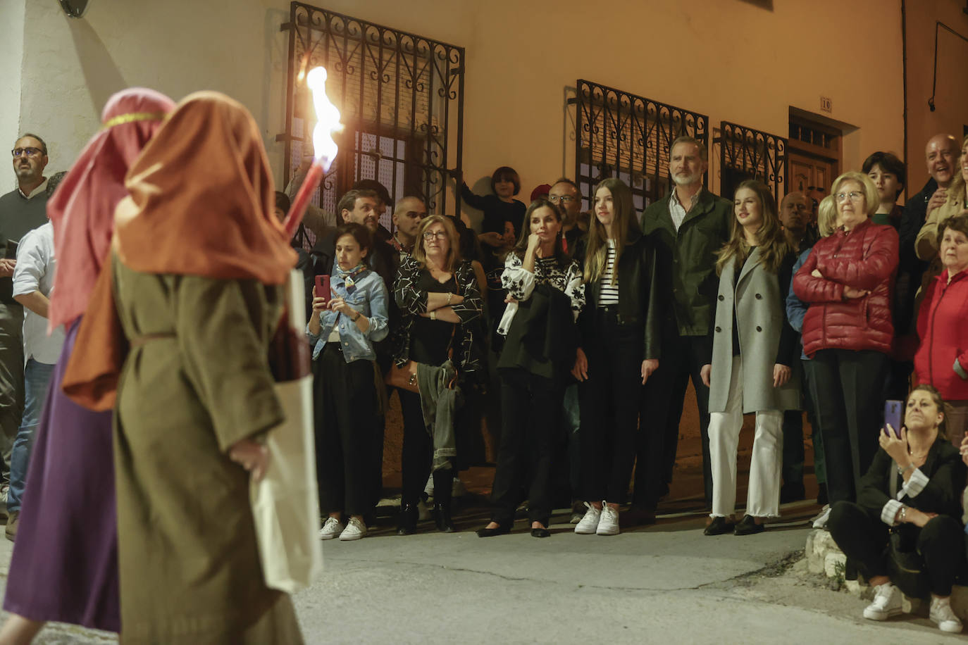 Los Reyes visitan la Pasión de Cristo de Chinchón