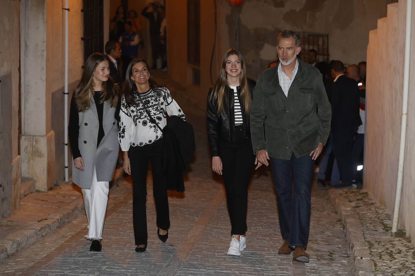 Los Reyes visitan la Pasión de Cristo de Chinchón