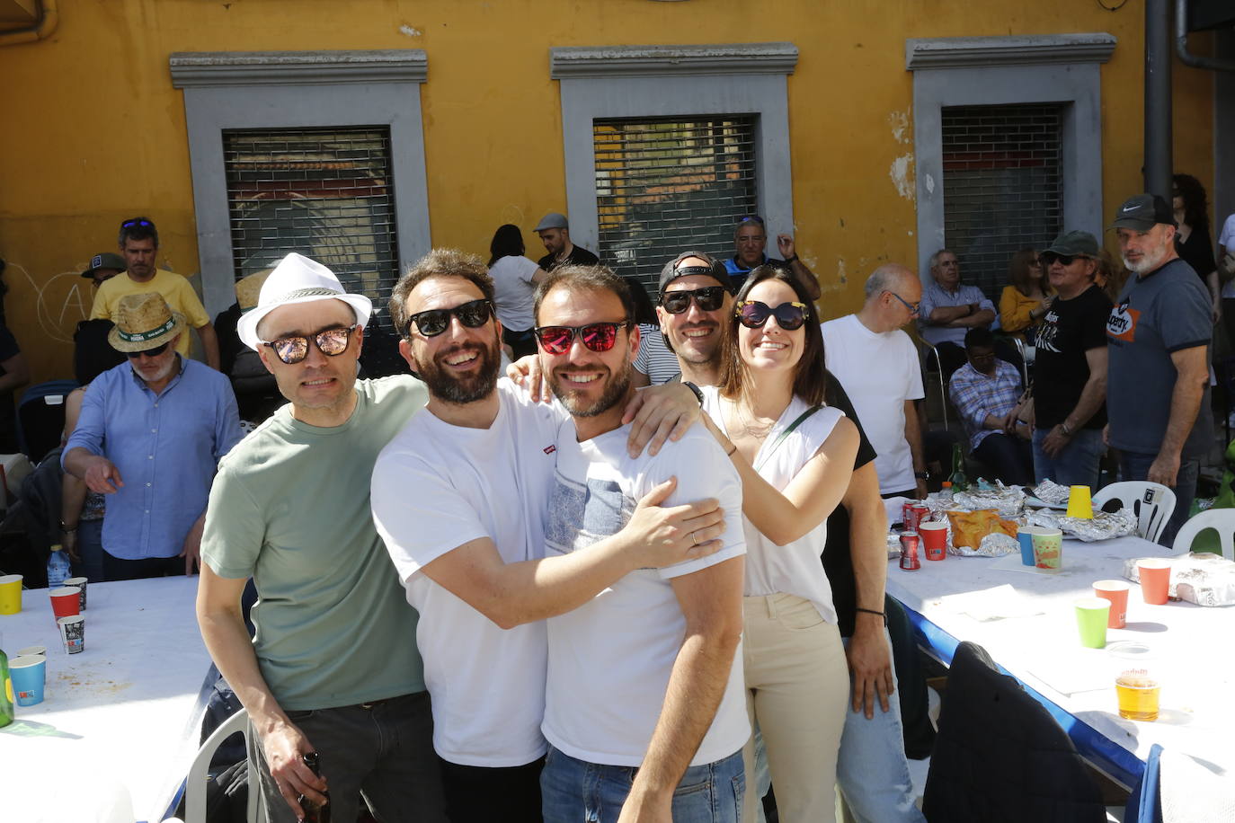 Avilés disfruta de la Comida en la Calle por todo lo alto