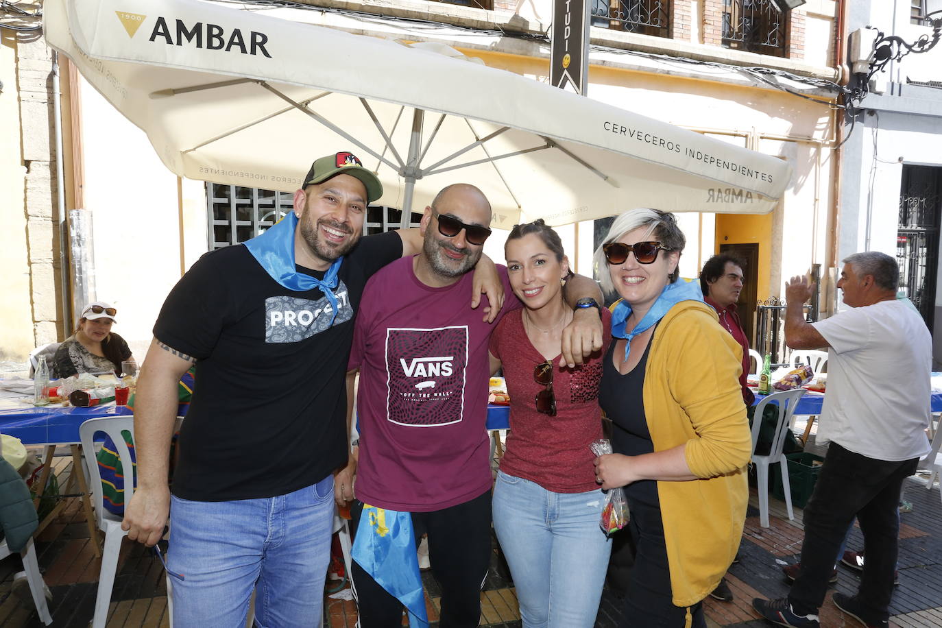 Avilés disfruta de la Comida en la Calle por todo lo alto