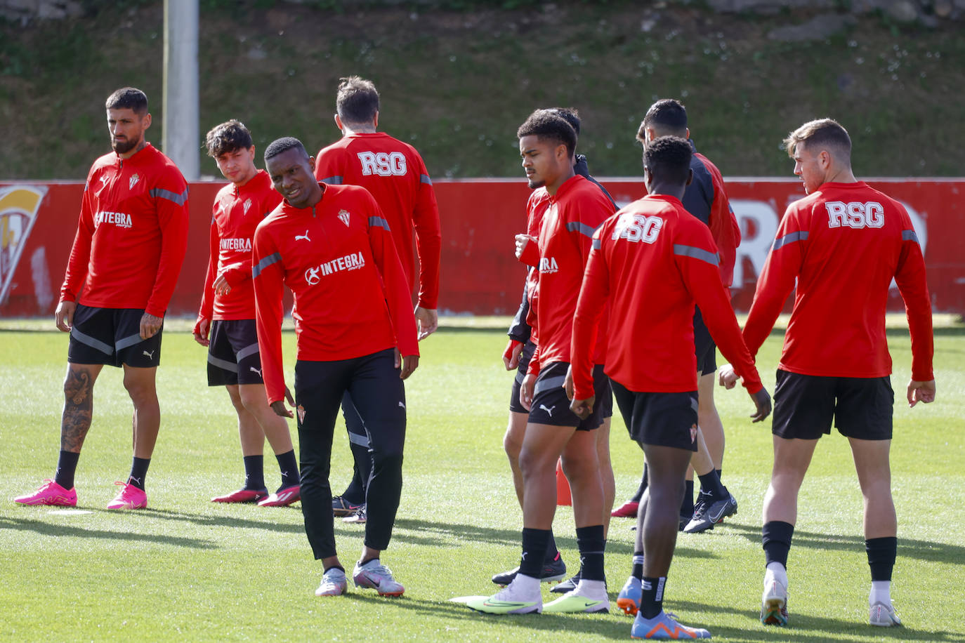 Entrenamiento del Sporting (14/04/2023)