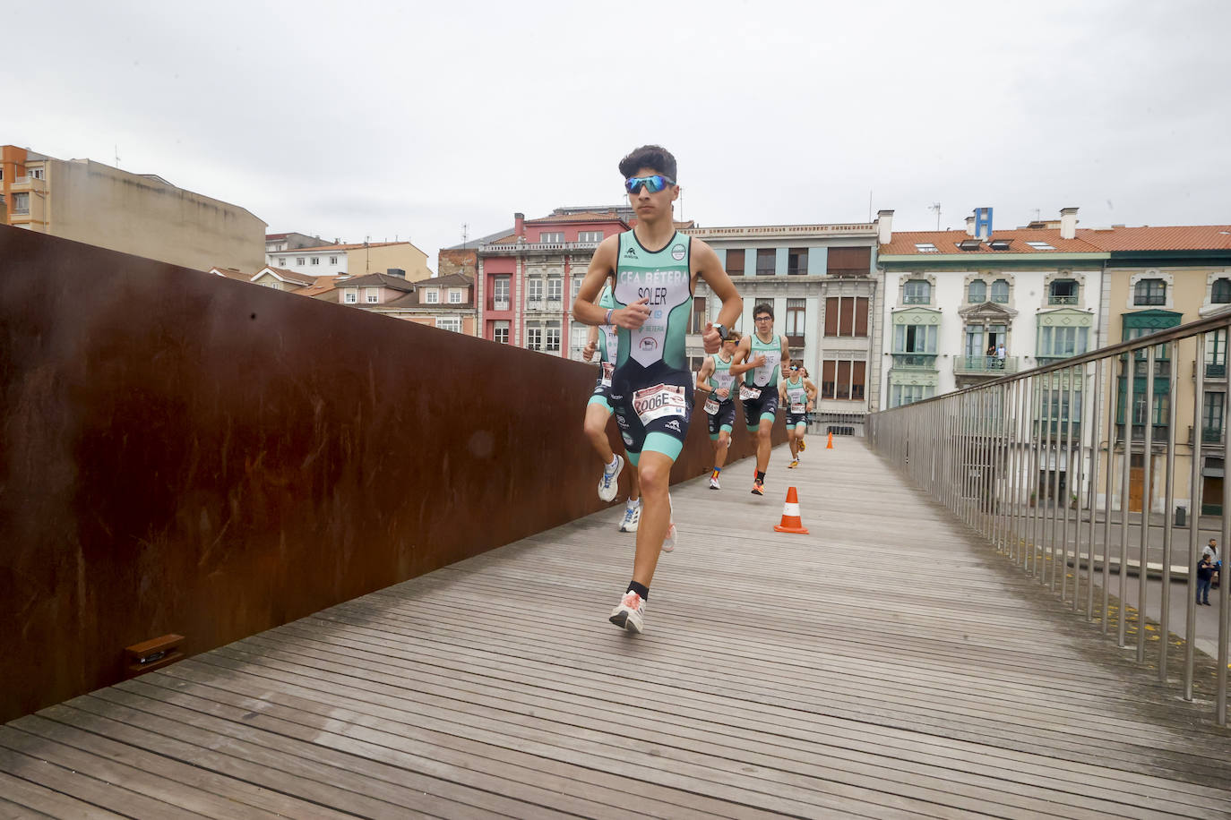 La contrarreloj de talentos da el pistoletazo de salida al Duatlón de Avilés