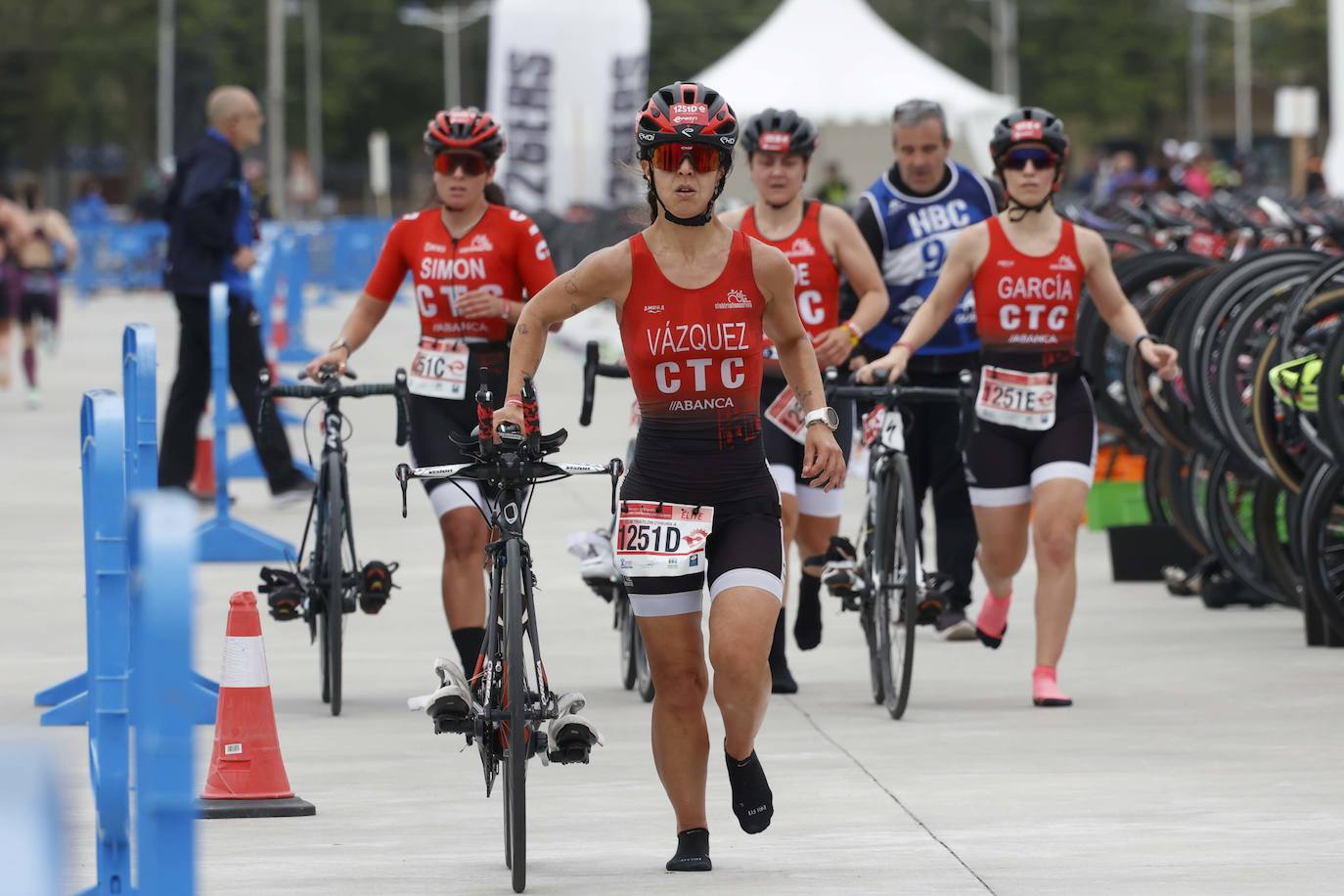 Avilés corona a sus primeros campeones de España en duatlón