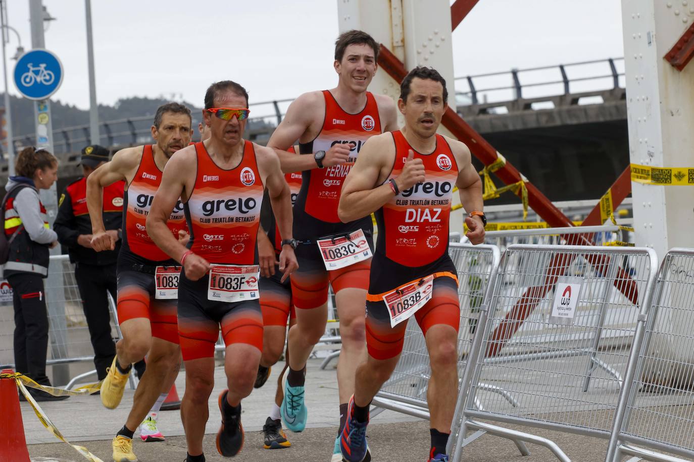 Avilés corona a sus primeros campeones de España en duatlón