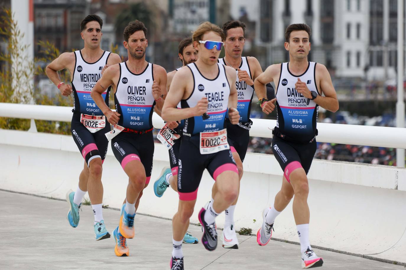 Avilés corona a sus primeros campeones de España en duatlón