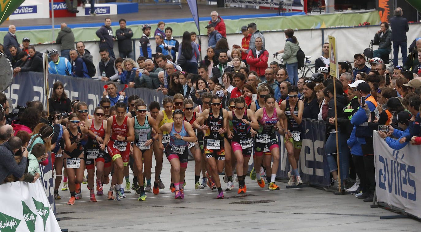 Las pruebas de relevos ponen el colofón al Duatlón de Avilés