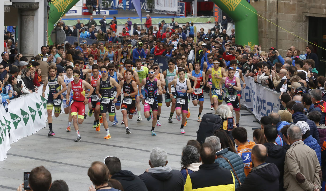 Las pruebas de relevos ponen el colofón al Duatlón de Avilés