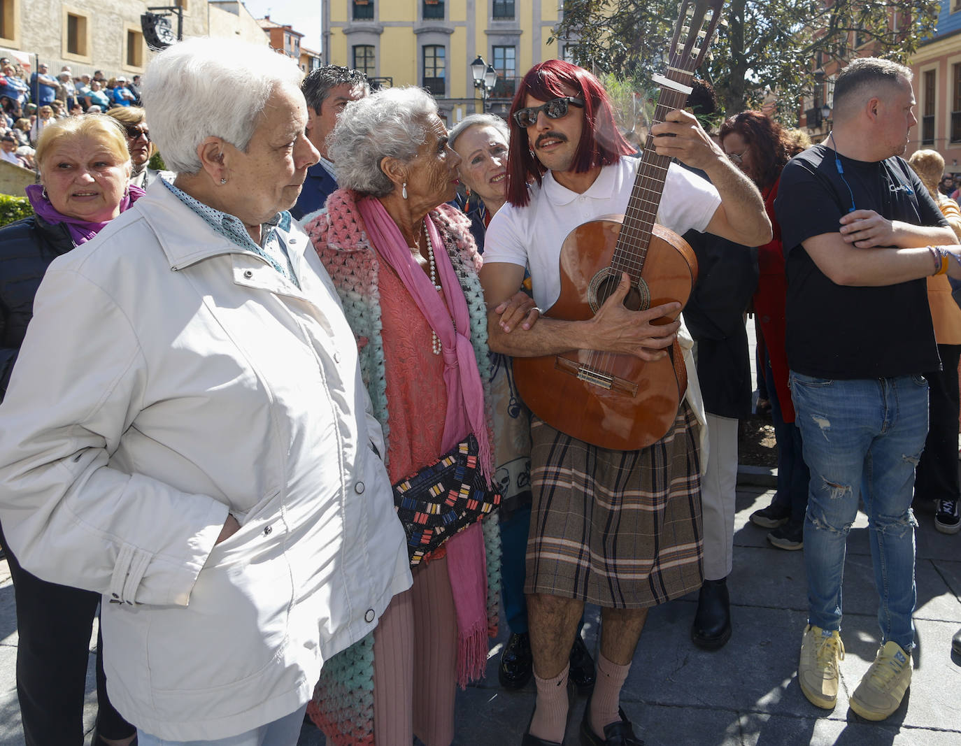 Cimavilla vibra en su homenaje a Rambal