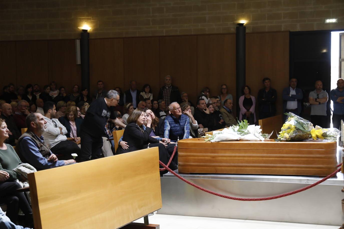 Gijón llora y se despide de Ángela Gil