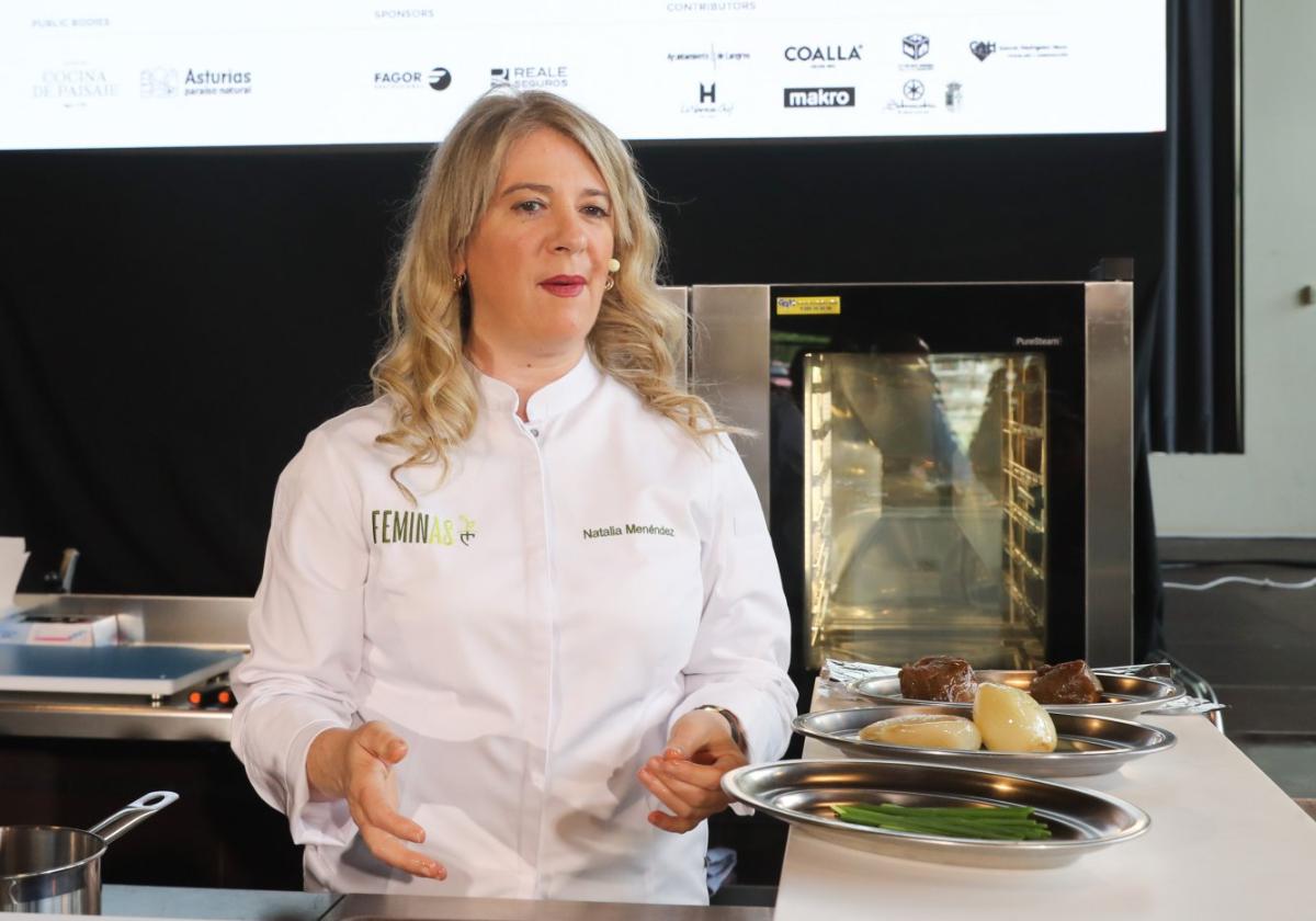 Natalia Menéndez preparó cebollas rellenas.