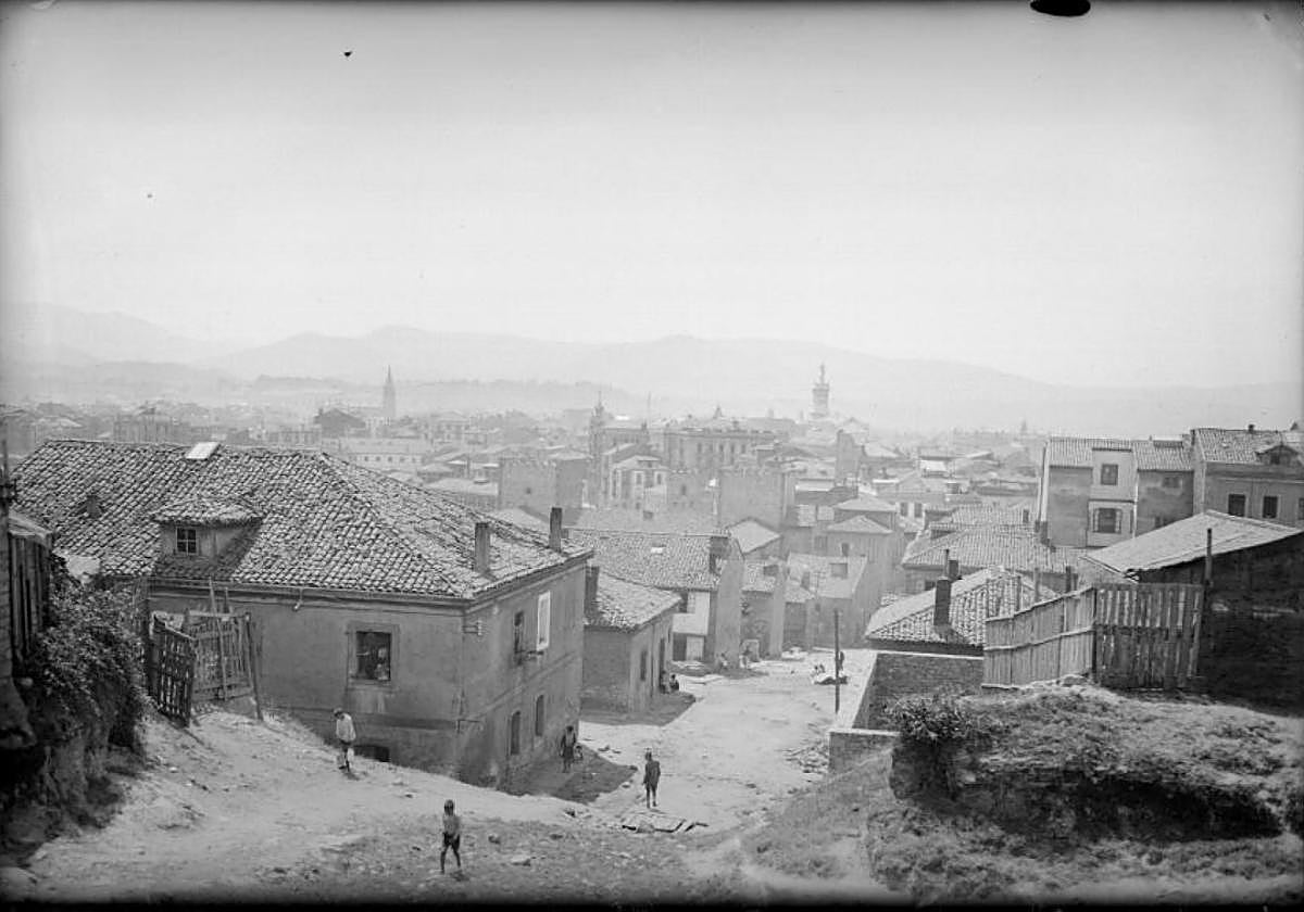Cimavilla vista desde el Cerro a principios del siglo XX.