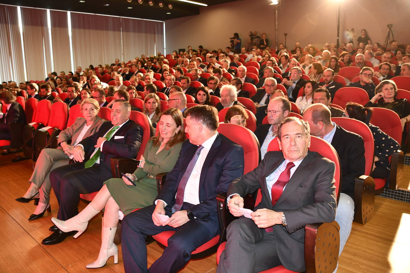 «Las inversiones de las empresas consolidan el futuro»