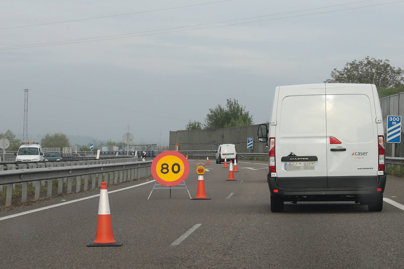 Grave accidente de tráfico en la AS-II