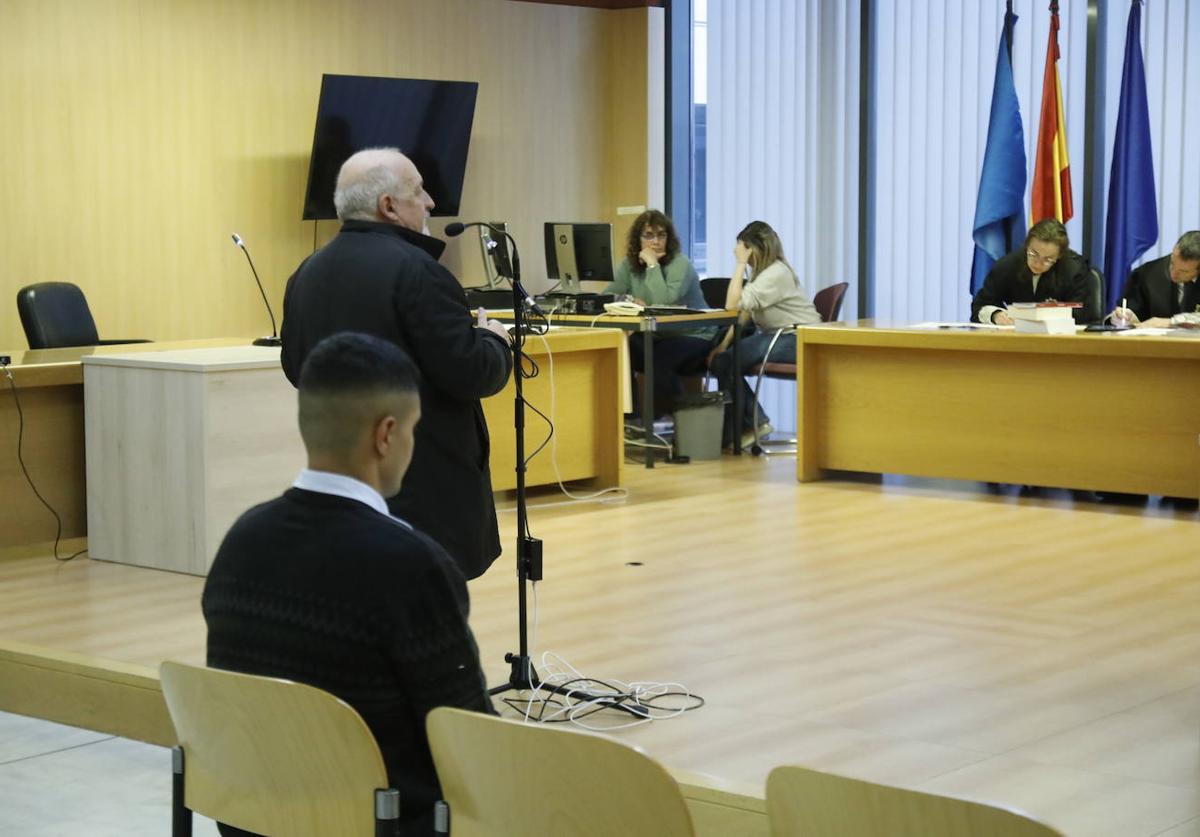 El 'padre Chus', durante su declaración en el juicio.