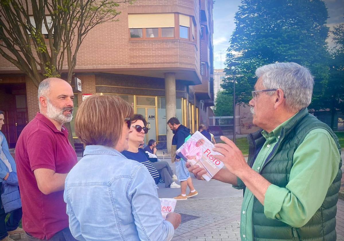 Floro, este jueves, en el barrio de Laviada.