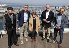 José Ricardo González Sánchez (Podemos), Fernando Couto (Foro), Paz Fernández Felgueroso (PSOE), Pablo González (PP) y Manuel Iñarra (Ciudadanos).