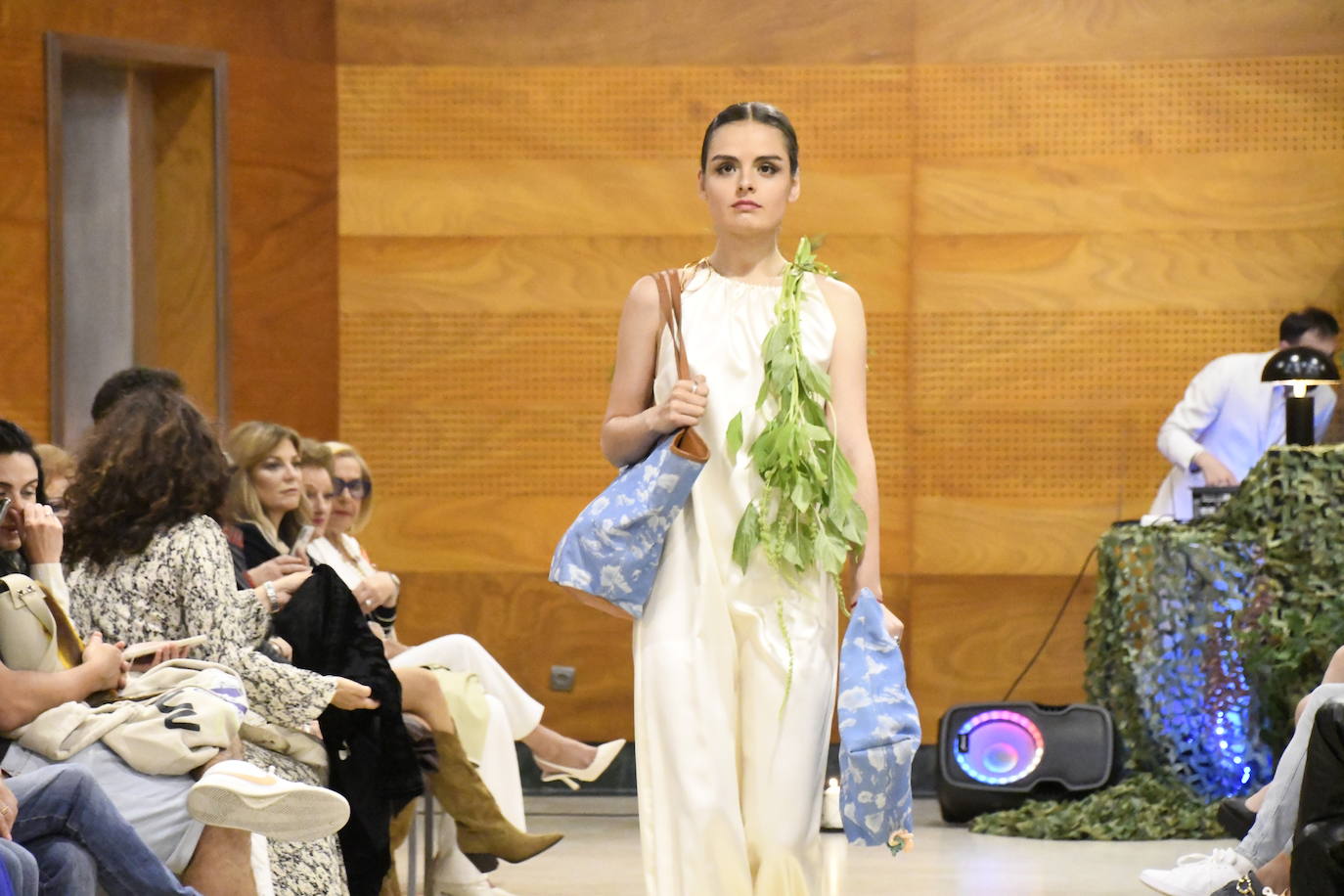 Avilés se sube a la pasarela