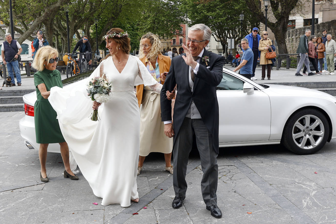 Ángela Pumariega sella su amor en San Pedro