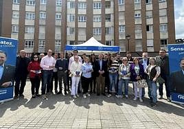 Los miembros de la candidatura de Canteli, ayer.
