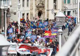 Clamor en Gijón por «trabajo digno, derechos y subida salarial»