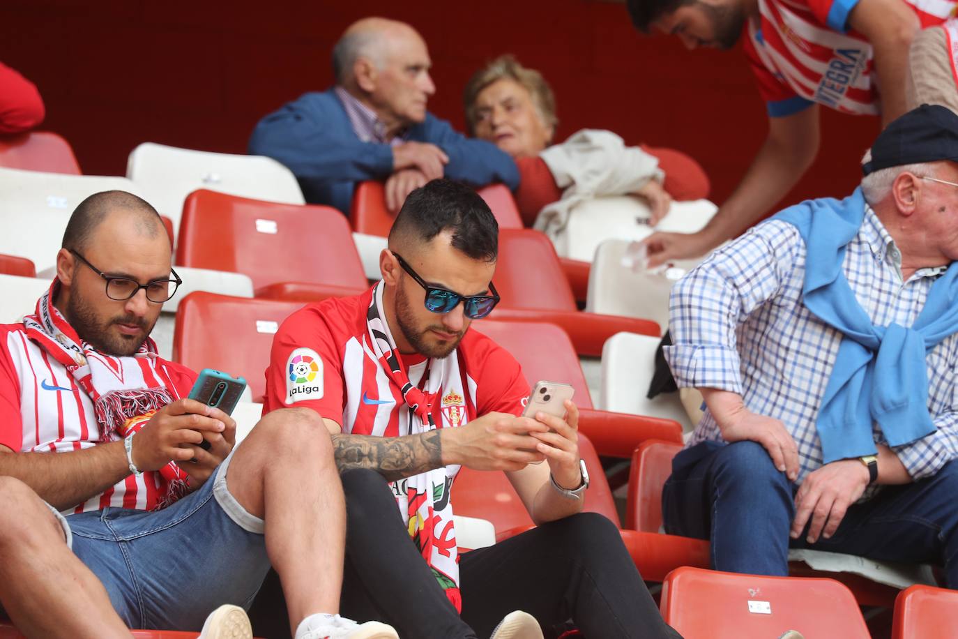 ¿Estuviste en el Sporting - Lugo? ¡Búscate en las fotos!