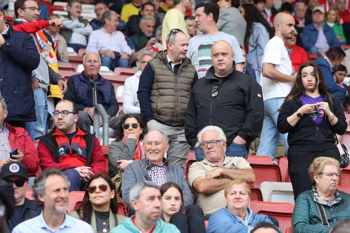 ¿Estuviste en el Sporting - Lugo? ¡Búscate en las fotos!