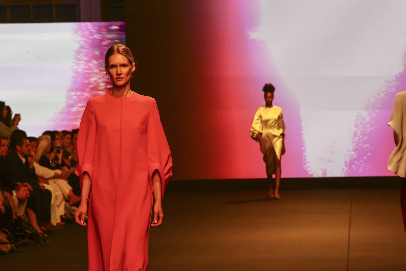 Oviedo, la gran pasarela del norte con Marcos Luengo