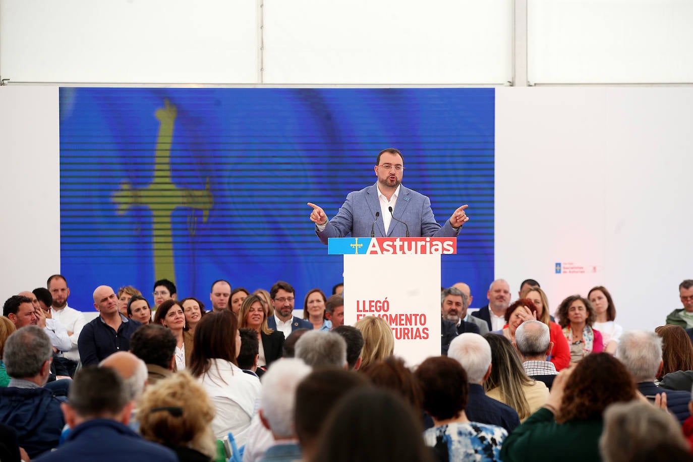 El PSOE presenta a sus candidatos para las elecciones