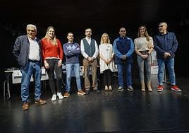 Floro, Olaya Suárez, Javier Suárez Llana, Rufino Fernández, Sara Álvarez Rouco, Jesús Martínez Salvador, Ángela Pumariega y José Carlos Fernández Sarasola.
