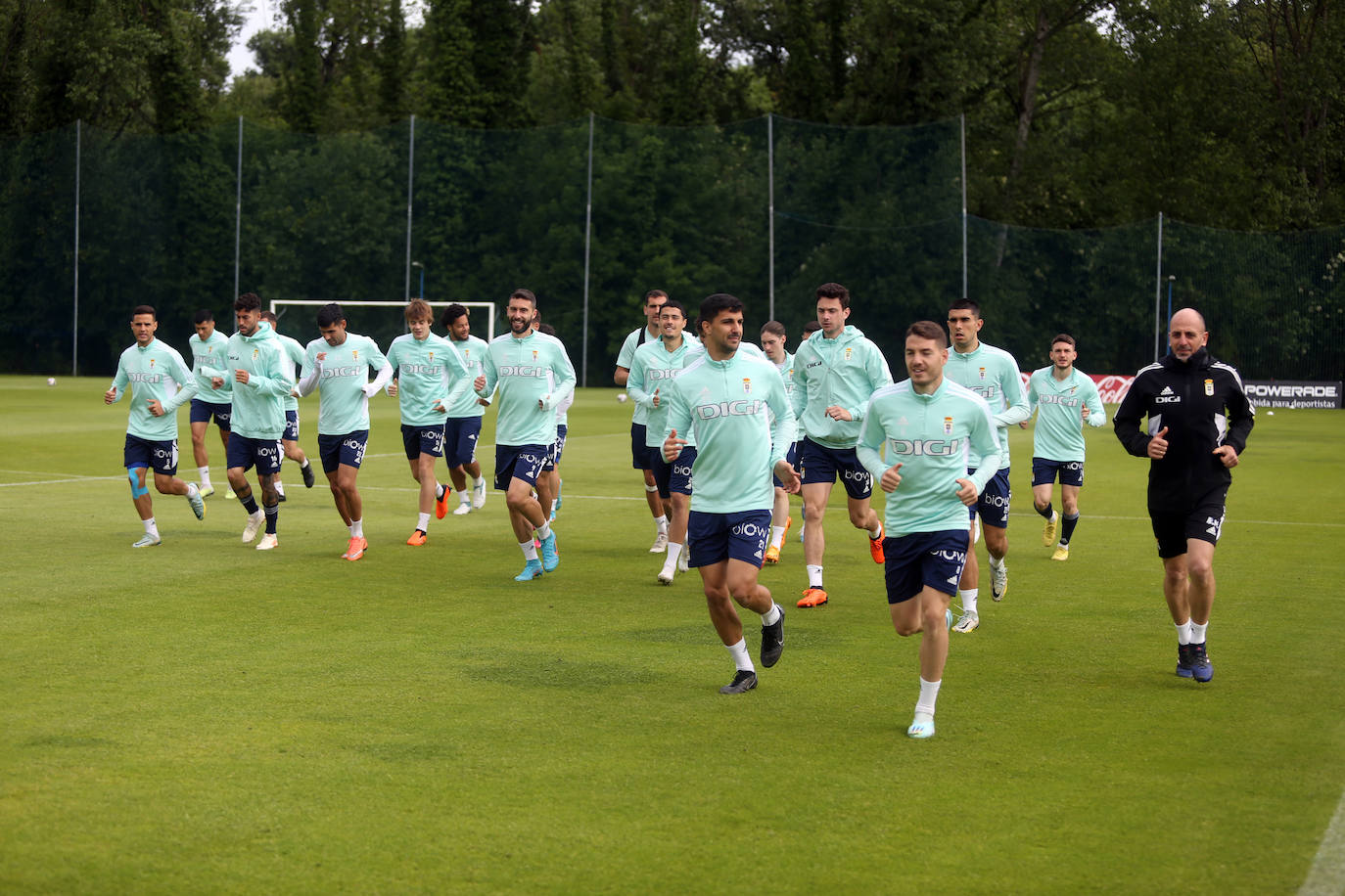 Entrenamiento del Real Oviedo (11/05/2023)