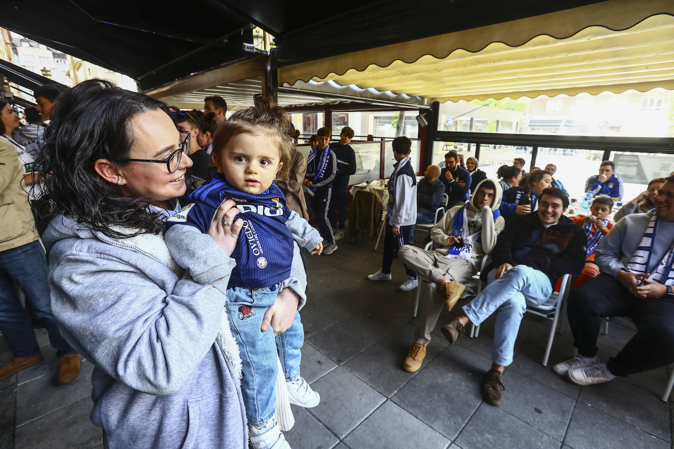 El derbi se vivió también en los bares de Oviedo