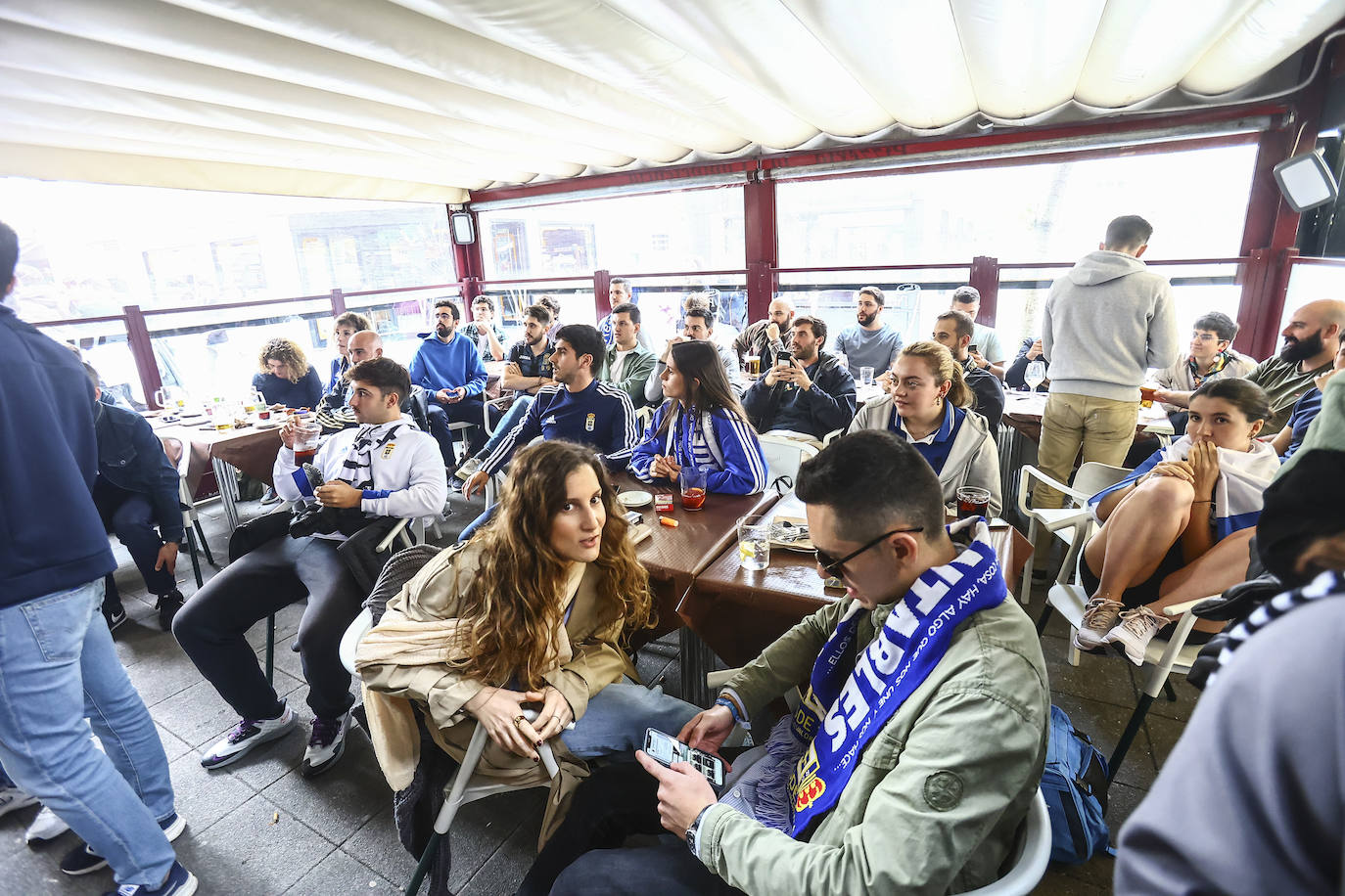 El derbi se vivió también en los bares de Oviedo