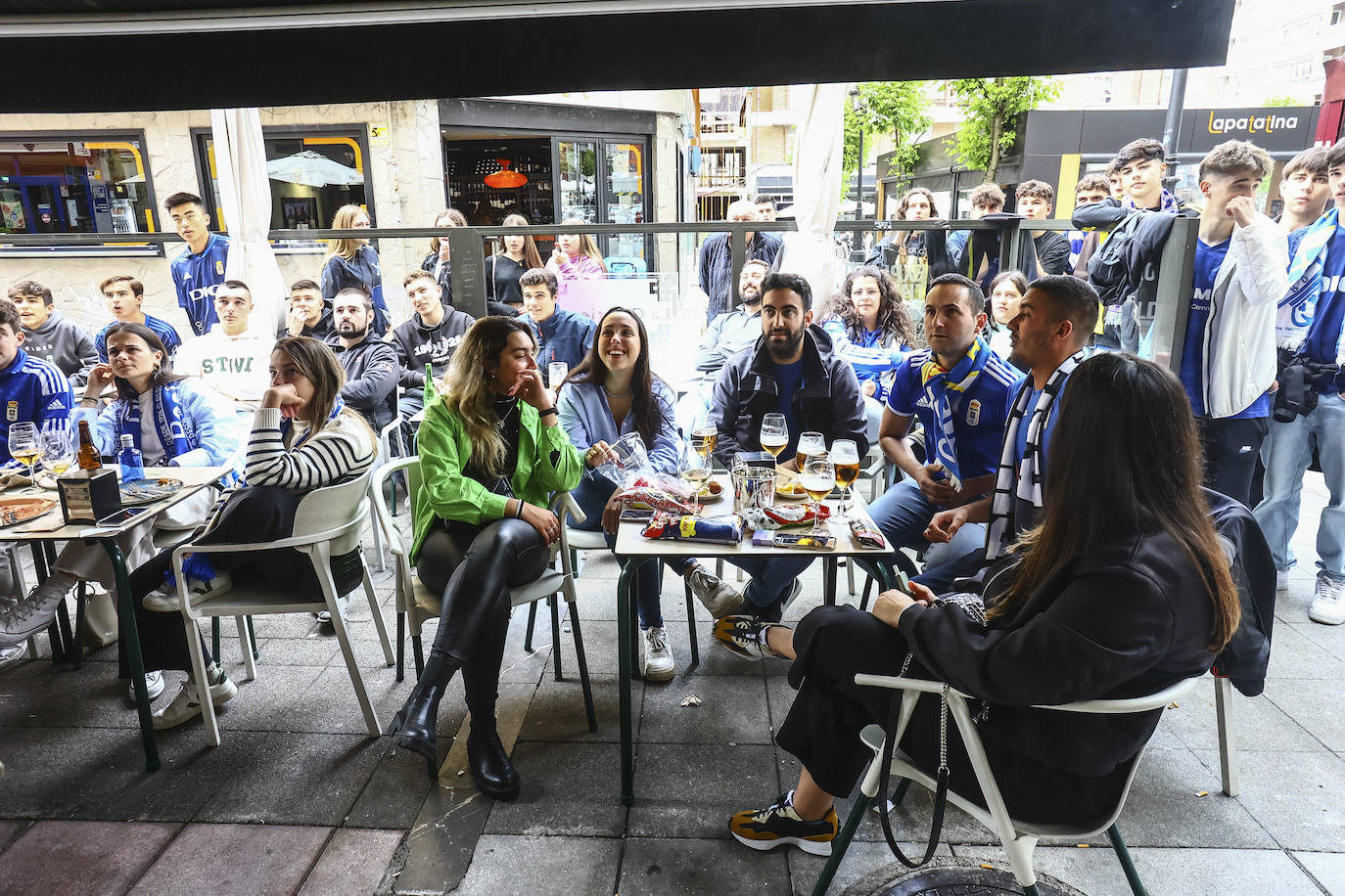 El derbi se vivió también en los bares de Oviedo