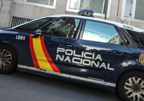 Un coche de la Policía Nacional de Avilés.