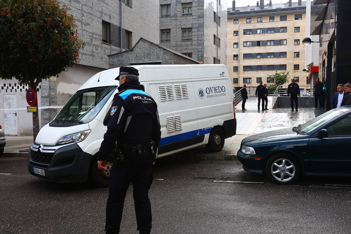 Luto y consternación en Oviedo por la muerte de dos mellizas de 12 años