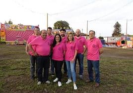 Integrantes de la Comisión de Fiestas de Jove, en la celebración de una edición anterior, que se han visto obligados a cancelar las actividades previstas del 30 de junio al 3 de julio.