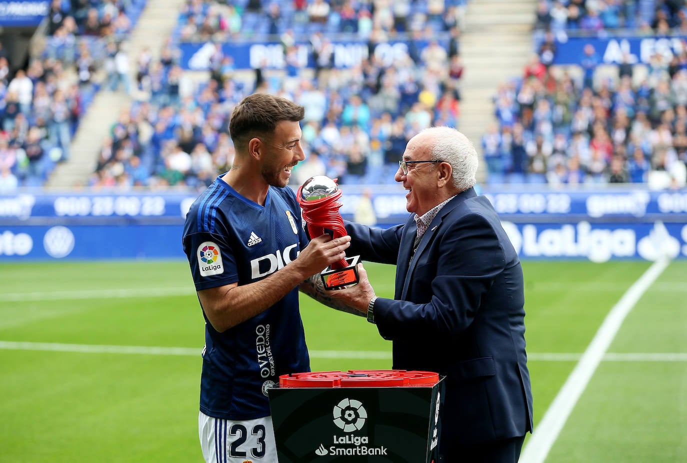Las mejores imágenes del Oviedo 1 - 0 Racing