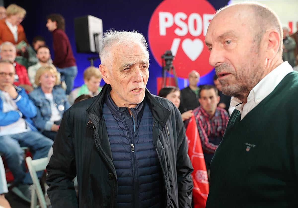 El expresidente Pedro de Silva y el vicepresidente Juan Cofiño.
