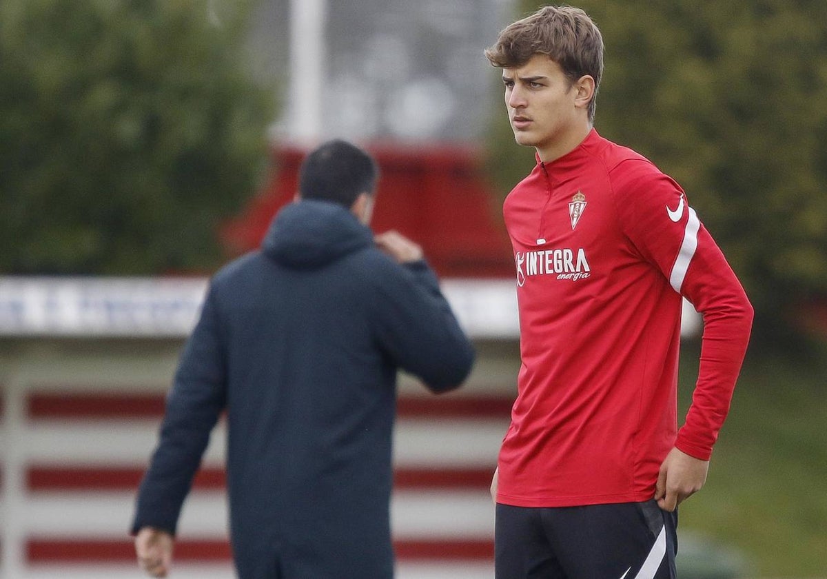 Somolinos, durante un entrenamiento en Mareo.