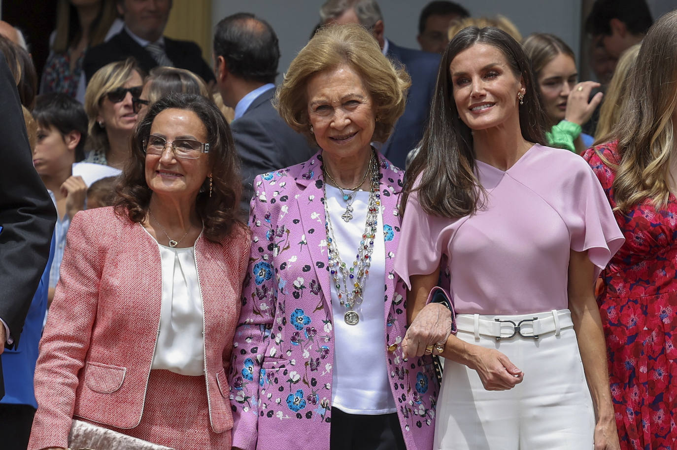 Armonía de color en la confirmación de la infanta Sofía