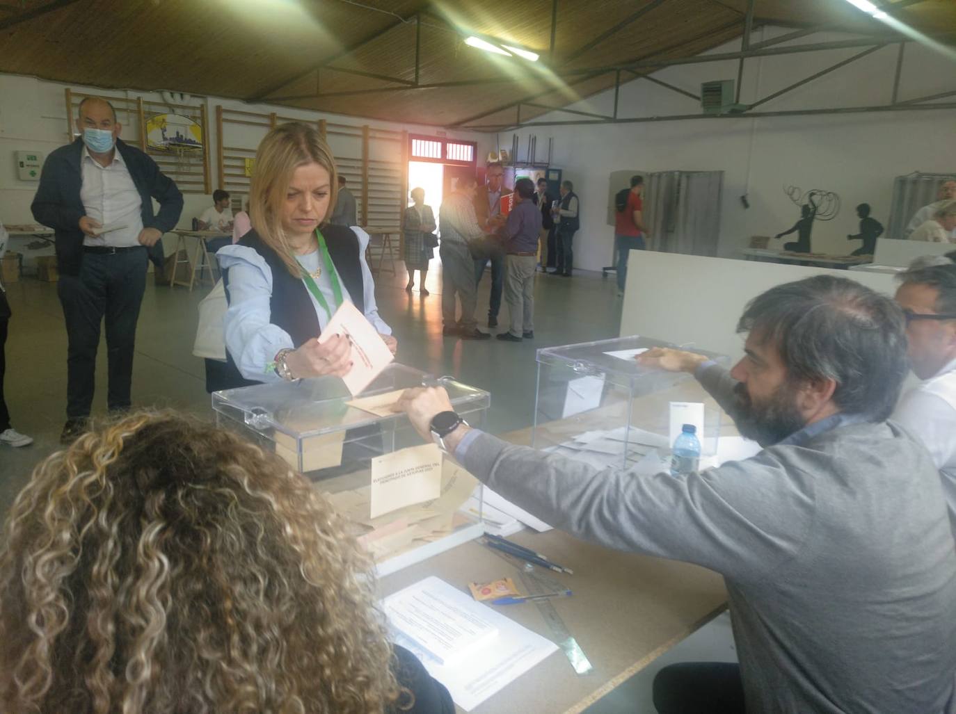 Los candidatos de Avilés ya han votado