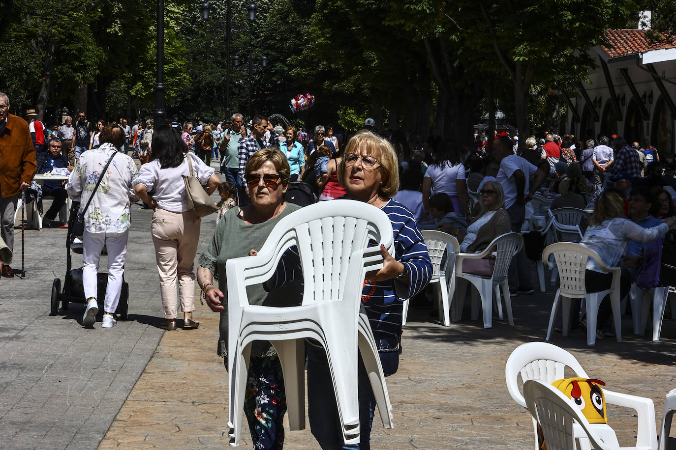 «Mientras haga buen tiempo aquí estaremos»