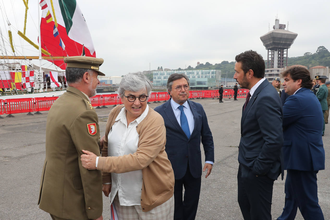 Visita al &#039;Cuauhtémoc&#039; en Gijón