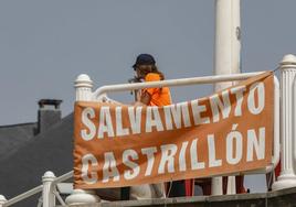 Puesto de salvamento en la playa de Salinas el verano pasado.