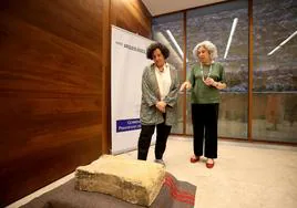 Presentacion y recepcion del ara romana, Fortuna Balnearia, en el Museo Arqueológico de Oviedo.
