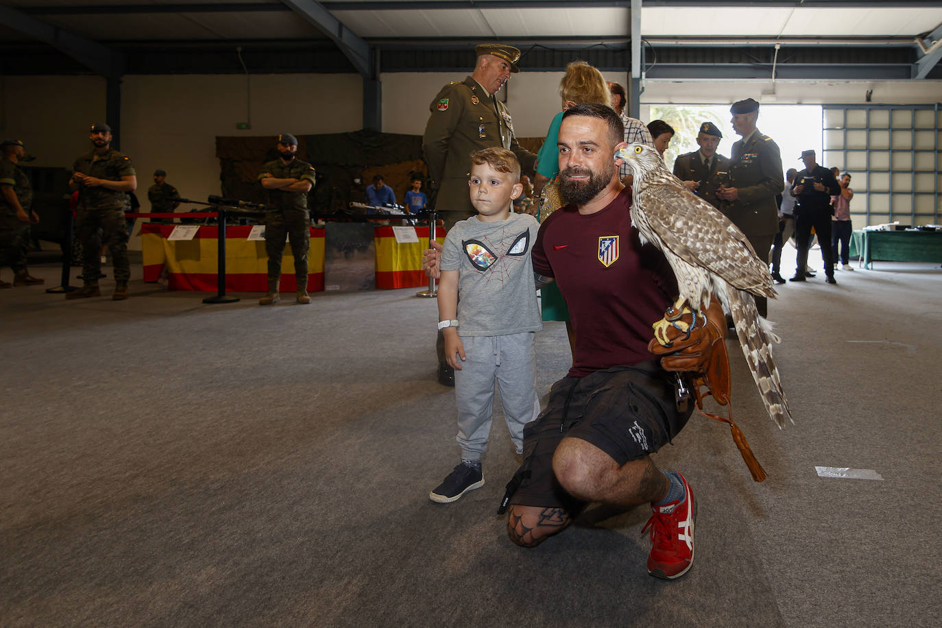 Las Fuerzas Armadas se despliegan en el recinto ferial de Gijón