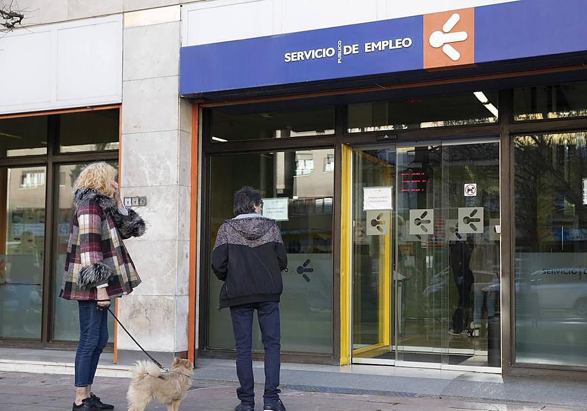 El importante requisito del SEPE para cobrar el subsidio para mayores ...