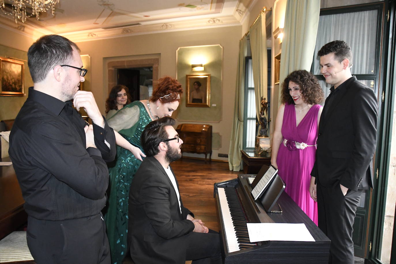 Una tormenta de cultura inunda las calles con la Noche Blanca